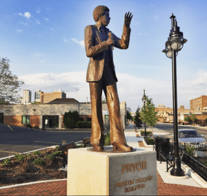 Statue of Richard Pryor by local artist Preston Jackson, unveiled in May 2015